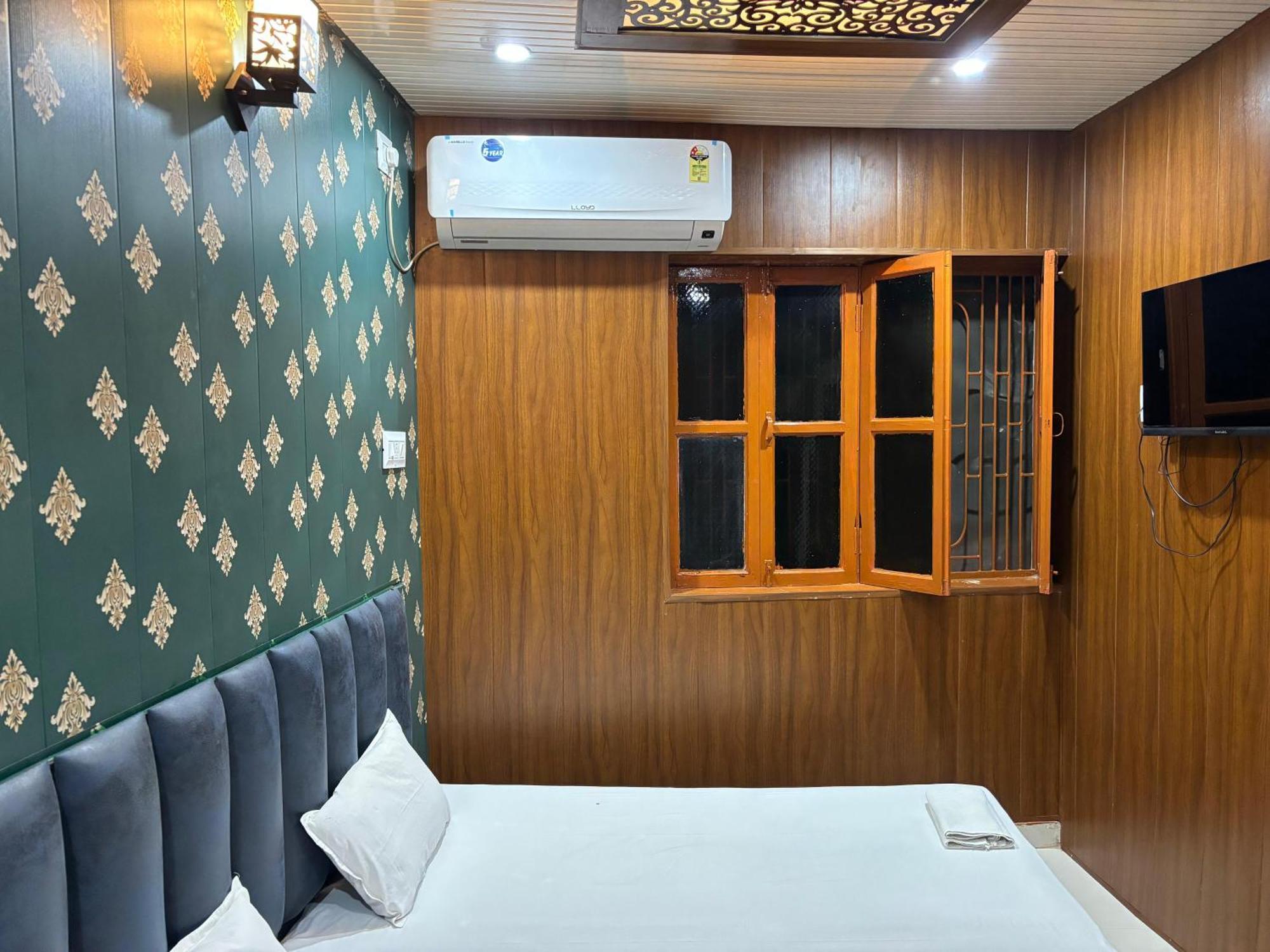 Bhadra Kali Guest house Varanasi